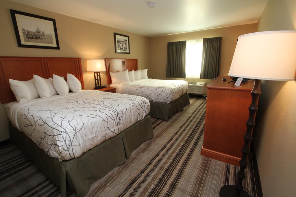 Bowman Lodge & Convention Center Room photo